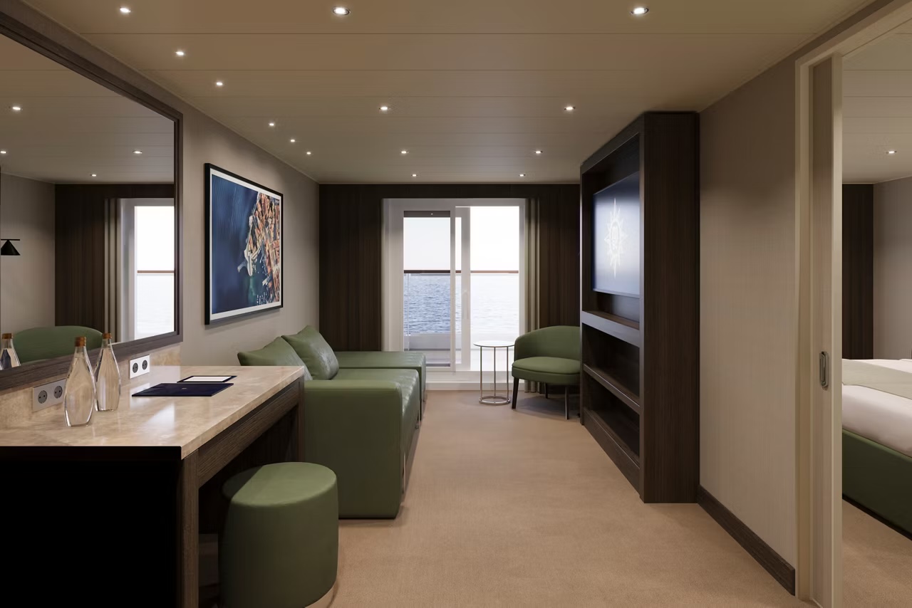 Yacht Club Executive and Family Suite with Balcony Suite